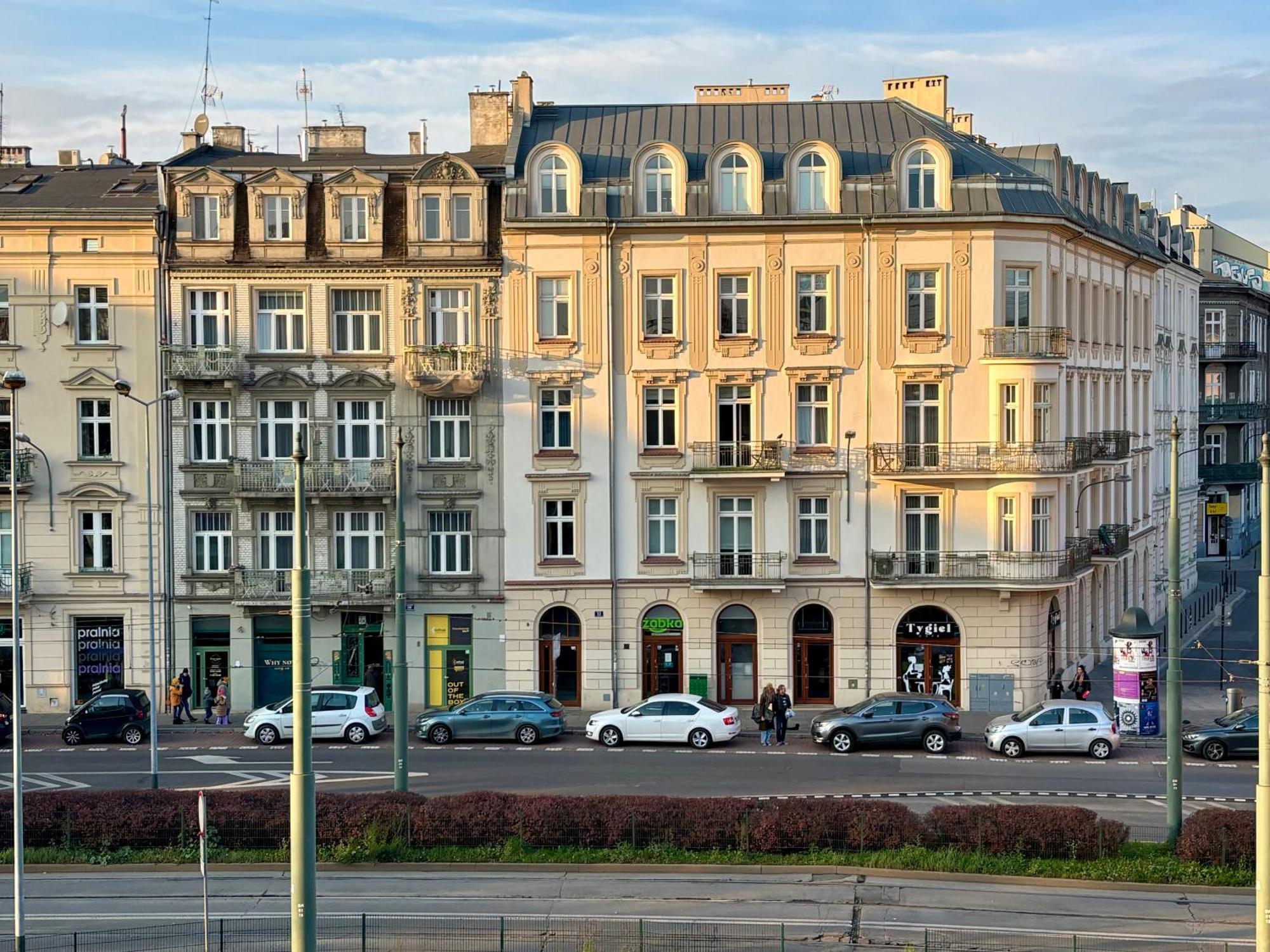 The Vinci Residence, Old Town Apartment *
